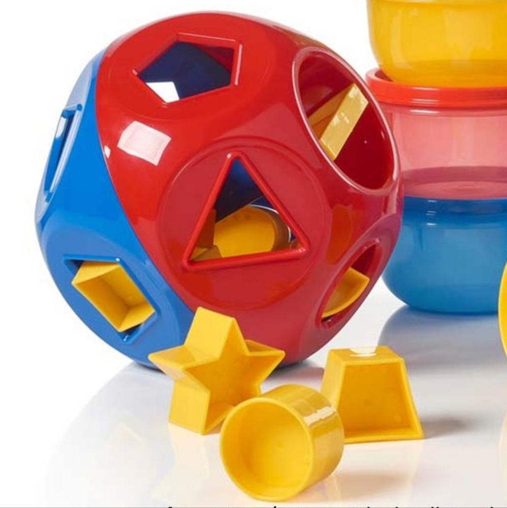 👦🧒TupperKids Shape-O Toy In Primary Colors👦🧒